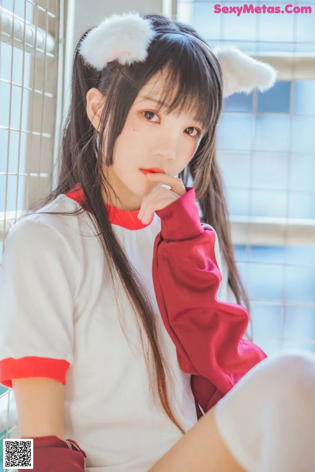 Coser @ 桜 桃 喵 Vol.091: 红色 体操服 (44 photos) No.1d9f82