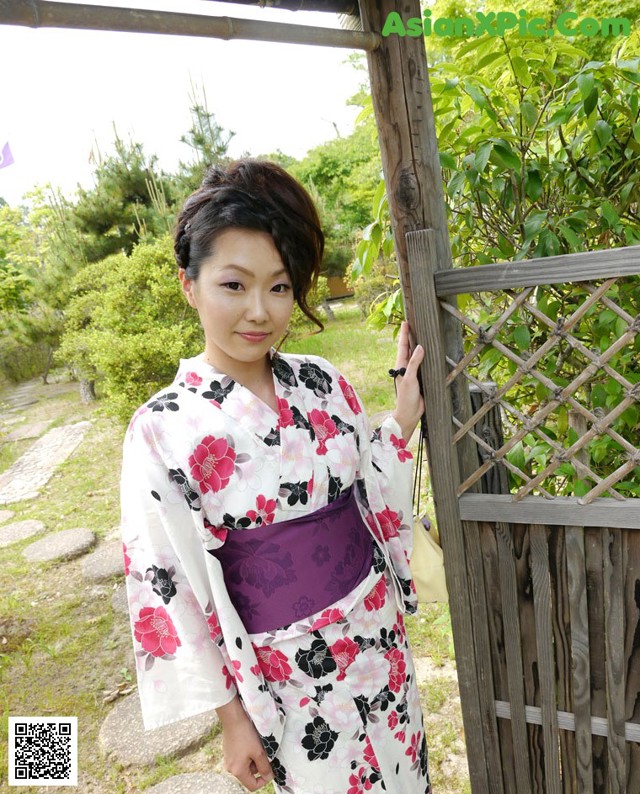 Mizuki Tsujimoto - Fotogalery Mom Bang No.8d7ba3